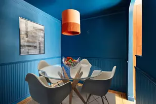 305 W 52nd St, New York City, NY 10019 - Photo 4