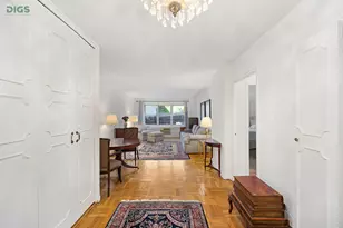 251 E 51st St, New York City, NY 10022 - Photo 2