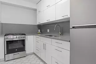 251 E 51st St, New York City, NY 10022 - Photo 6