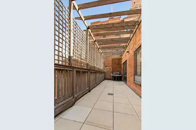 333 E 68th Street #PHC, New York City, NY 10065 - Photo 18