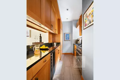 150 W 79th Street #4A, New York City, NY 10024 - Photo 4
