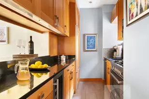 150 W 79th St, New York City, NY 10024 - Photo 4