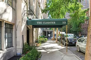 321 E 43rd St, New York City, NY 10017 - Photo 12
