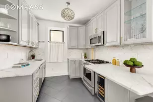 126 E 12th St, New York City, NY 10003 - Photo 4