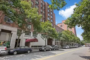 300 Albany St, New York City, NY 10280 - Photo 18