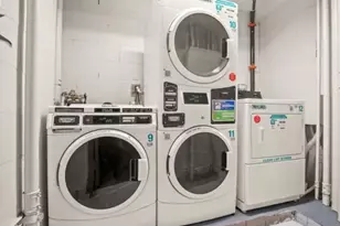 300 Albany St, New York City, NY 10280 - Photo 8