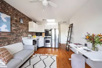 130 Henry Street #4R, New York City, NY 11201 - Photo 2