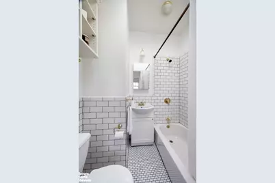 130 Henry Street #4R, New York City, NY 11201 - Photo 4