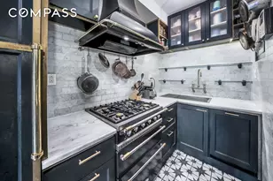 64 E 80th St, New York City, NY 10075 - Photo 4