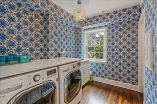 1-65 Slocum Crescent, New York City, NY 11375 - Photo 34