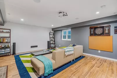 165 Slocum Crescent, New York City, NY 11375 - Photo 44