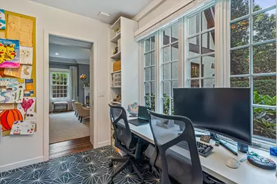 165 Slocum Crescent, New York City, NY 11375 - Photo 20