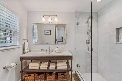 165 Slocum Crescent, New York City, NY 11375 - Photo 28