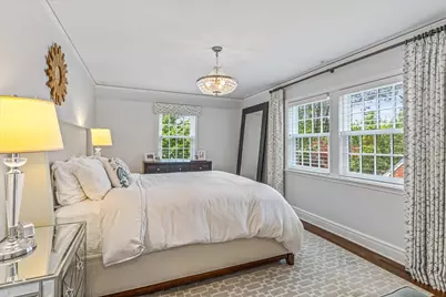 165 Slocum Crescent, New York City, NY 11375 - Photo 26