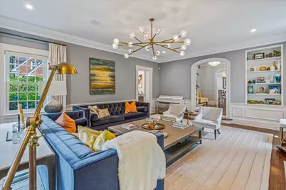 165 Slocum Crescent, New York City, NY 11375 - Photo 4