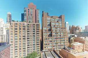 301 E 62nd St, New York City, NY 10065 - Photo 2