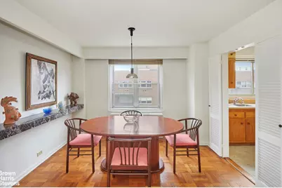 75 E End Avenue #17A, New York City, NY 10028 - Photo 4