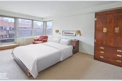 75 E End Avenue #17A, New York City, NY 10028 - Photo 6