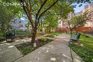 33-15 81st St, New York City, NY 11372 - Photo 10