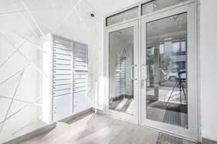 260 N 9th St, New York City, NY 11211 - Photo 16