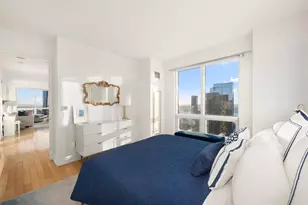 350 W 42nd St, New York City, NY 10036 - Photo 8