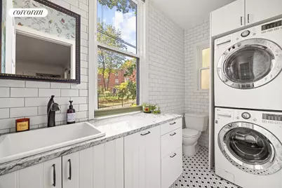 621 Vanderbilt Street, New York City, NY 11218 - Photo 8