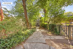 621 Vanderbilt St, New York City, NY 11218 - Photo 18