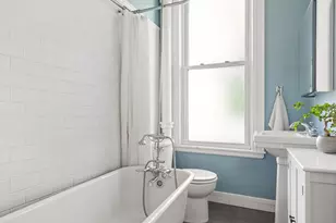 621 Vanderbilt St, New York City, NY 11218 - Photo 16