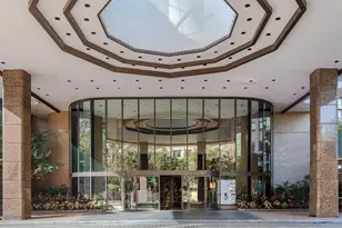 330 E 38th St, New York City, NY 10016 - Photo 10