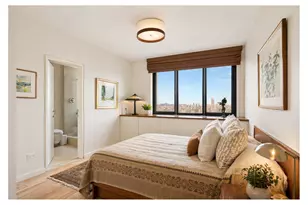 45 W 67th St, New York City, NY 10023 - Photo 8