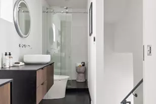 128 E 38th St, New York, NY 10016 - Photo 18