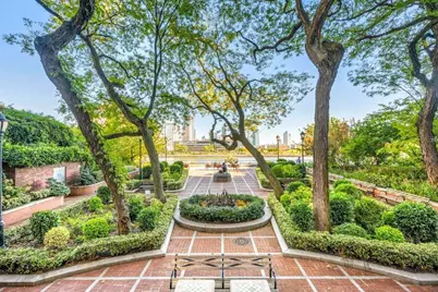 444 E 57th Street #6D, New York City, NY 10022 - Photo 18