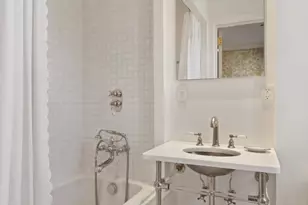 125 E 63rd St, New York City, NY 10065 - Photo 10