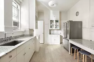 895 Park Ave, New York City, NY 10075 - Photo 12