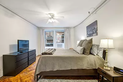 264 W 73rd Street, New York City, NY 10023 - Photo 6