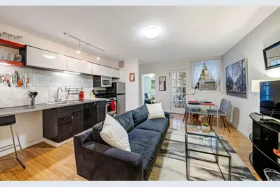 264 W 73rd Street, New York City, NY 10023 - Photo 4