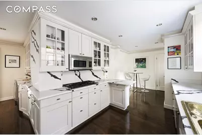 14 E 75th Street #7E, New York City, NY 10021 - Photo 8