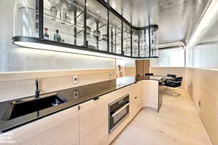 255 W 23rd St, New York City, NY 10011 - Photo 4