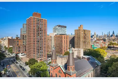 268 E Broadway #A1303, New York City, NY 10002 - Photo 8