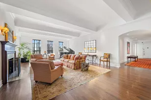 350 W 57th St, New York City, NY 10019 - Photo 2