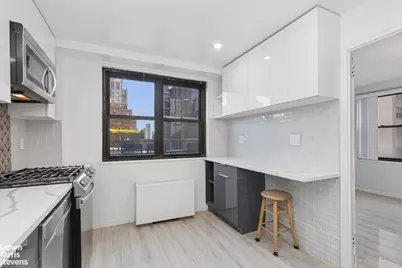 305 E 40th Street #15L, New York City, NY 10017 - Photo 10