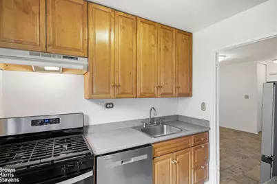 305 E 40th Street #11S, New York City, NY 10017 - Photo 6