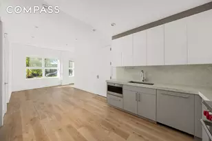 45 Garnet St, New York City, NY 11231 - Photo 2