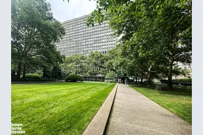 330 E 33rd Street #7J, New York City, NY 10016 - Photo 12