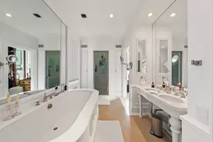 32 E 64th St, New York City, NY 10065 - Photo 12