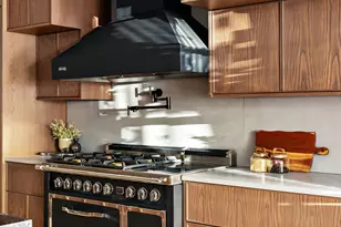 436 W 20th St, New York City, NY 10011 - Photo 6