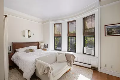 255 W 70th Street, New York City, NY 10023 - Photo 8