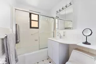 11 Riverside Dr, New York City, NY 10023 - Photo 8