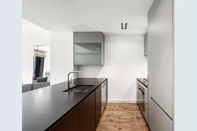 155 W 18th Street #403, New York City, NY 10011 - Photo 4