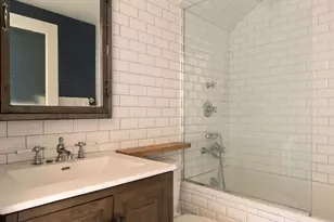 160 E 26th St, New York City, NY 10010 - Photo 6